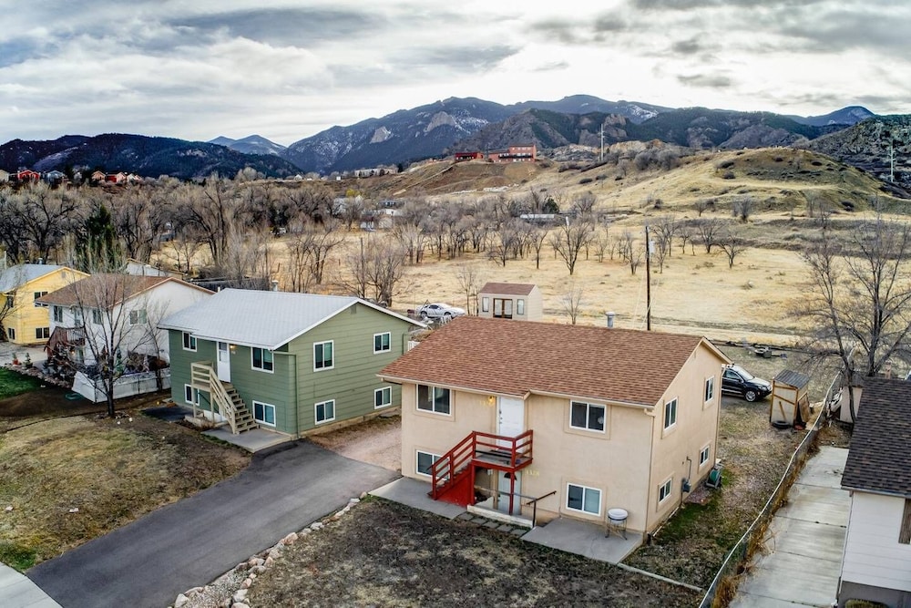 2BR Hikers Dream Red Rocks Dog-friendly! view 5