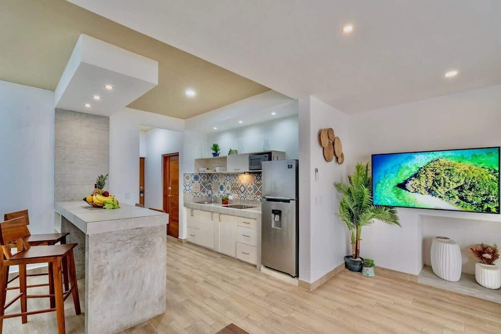 Great Located Spacious 2 BR Apartment With Amazing Terrace by Waves Management