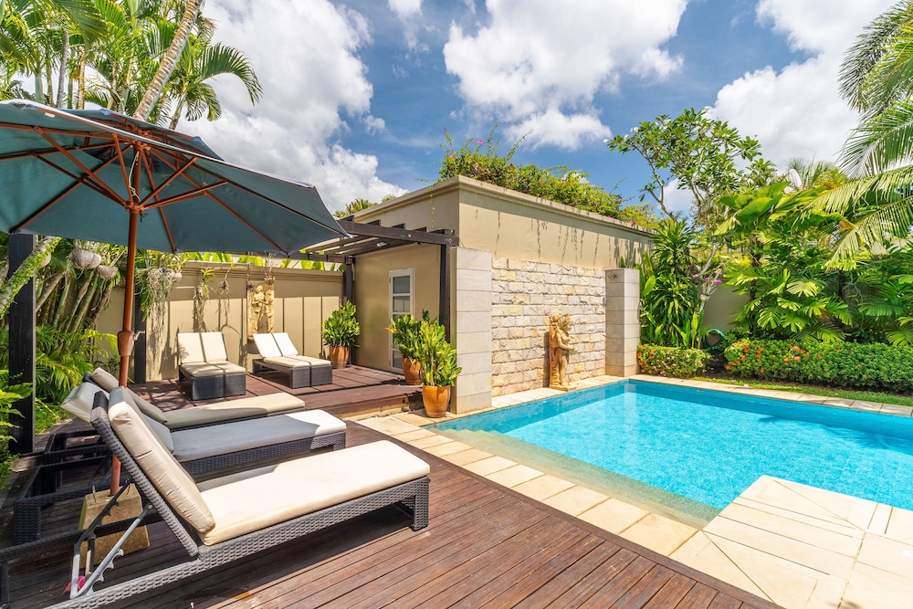 Exotic Pool Villa Solandra in Bangtao