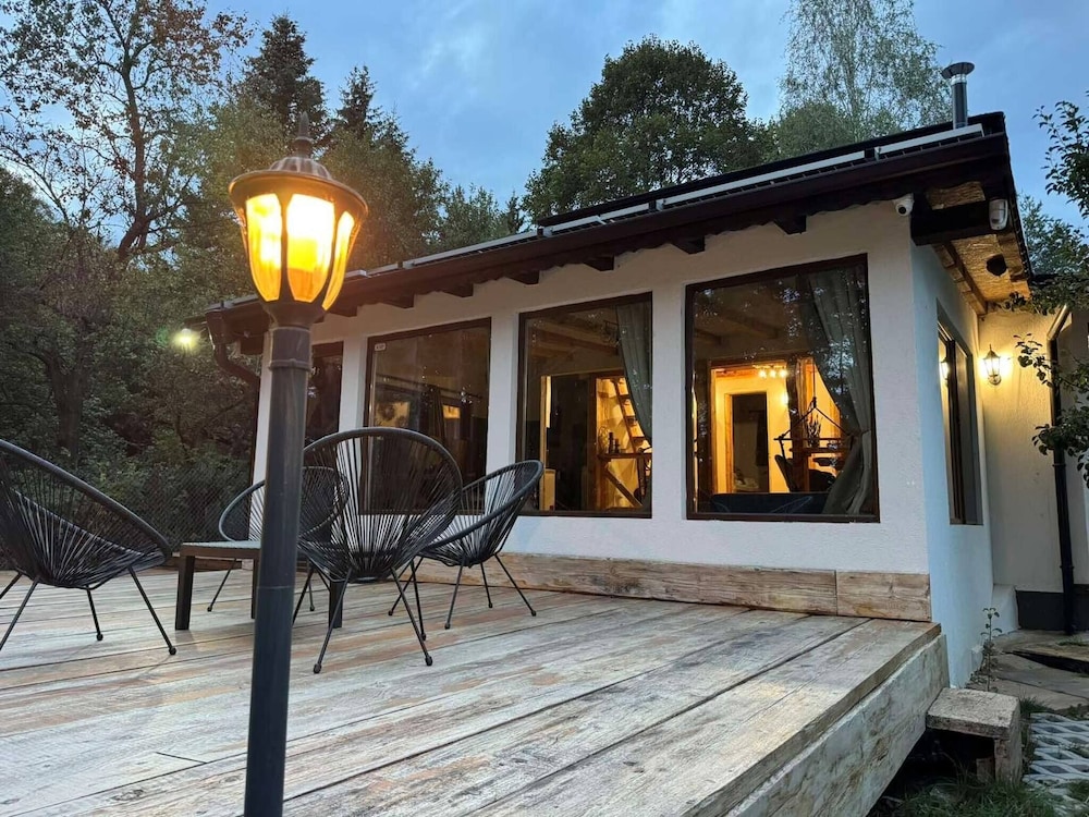 Villa Yarema Mountain Relax With Hot Jacuzzi & Sauna