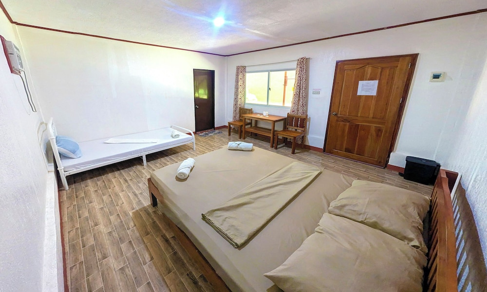 Aroma's Guest House