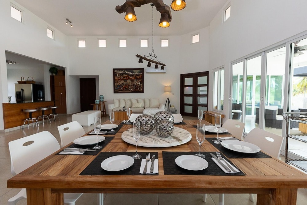 The Golf Oasis Villa by Acomodo