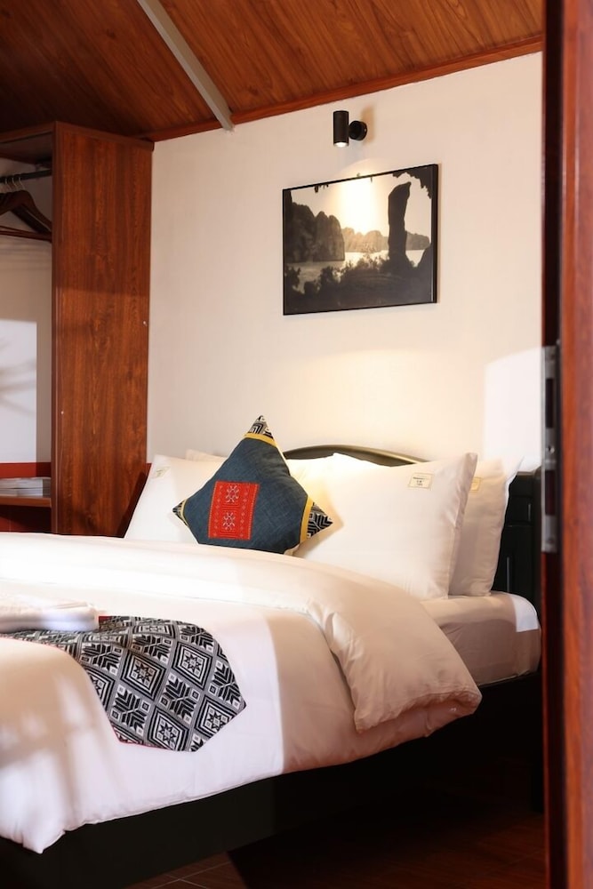 Cat Ba Serena Homestay And Swimming Pool