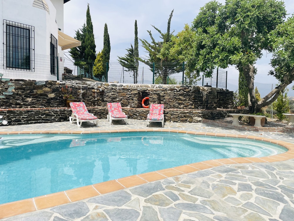 Casa Rural Comares con Piscina Privada by At Home