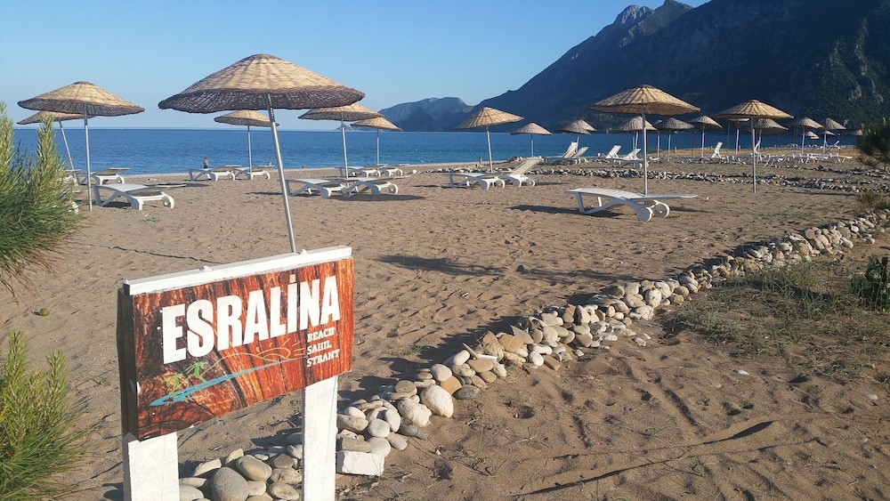 Esralina Pension
