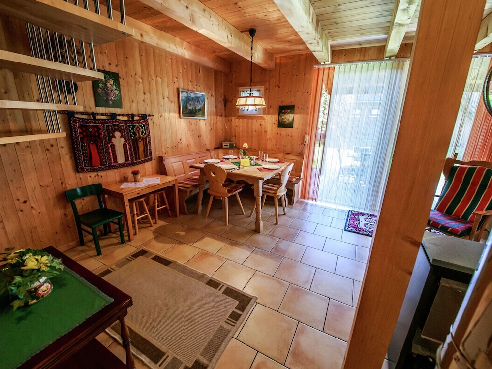 Spacious Chalet near Ski Area in Sankt Georgen ob Murau view 3
