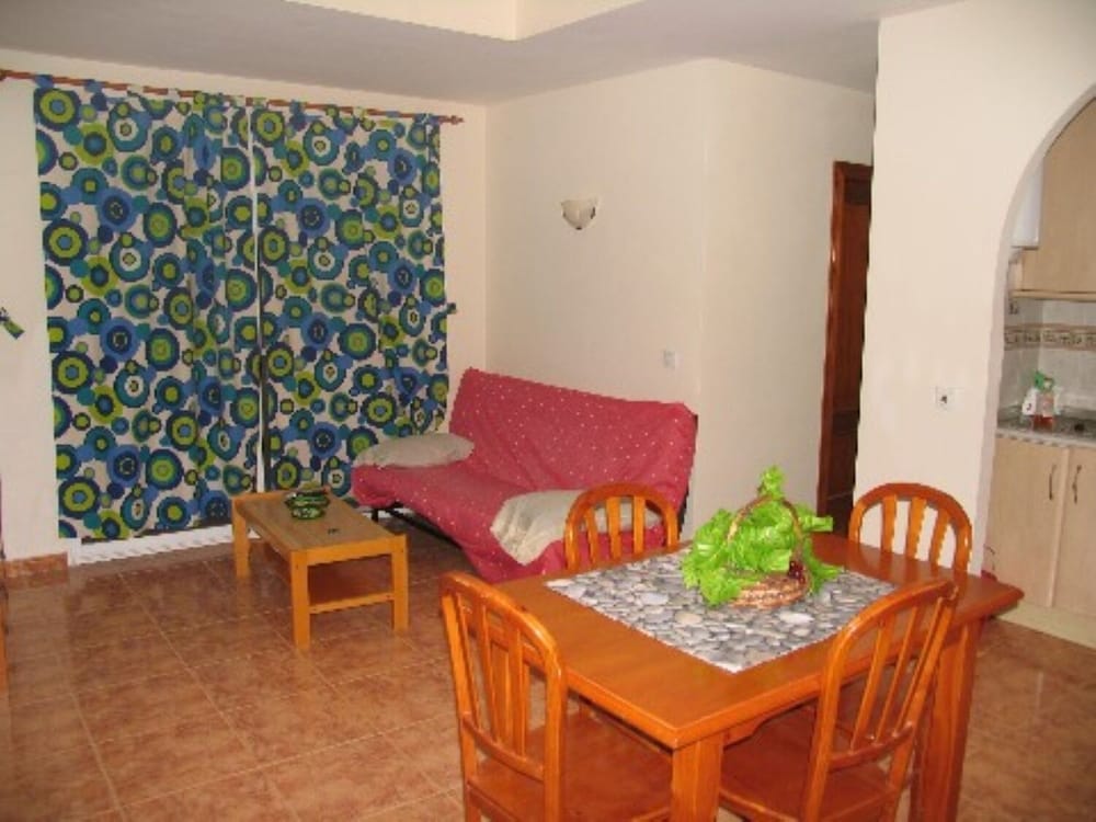 Impressive Apartment With Terrace and two Rooms, AC and Pool