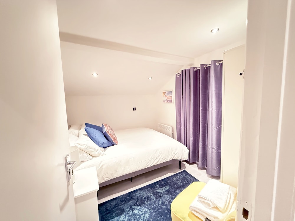 25min to Central - Zone 2 - Free Parking - Sleep 6