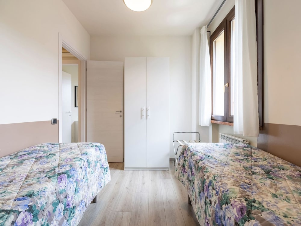 Cloistered Apartment in Sirmione near Lake view 4