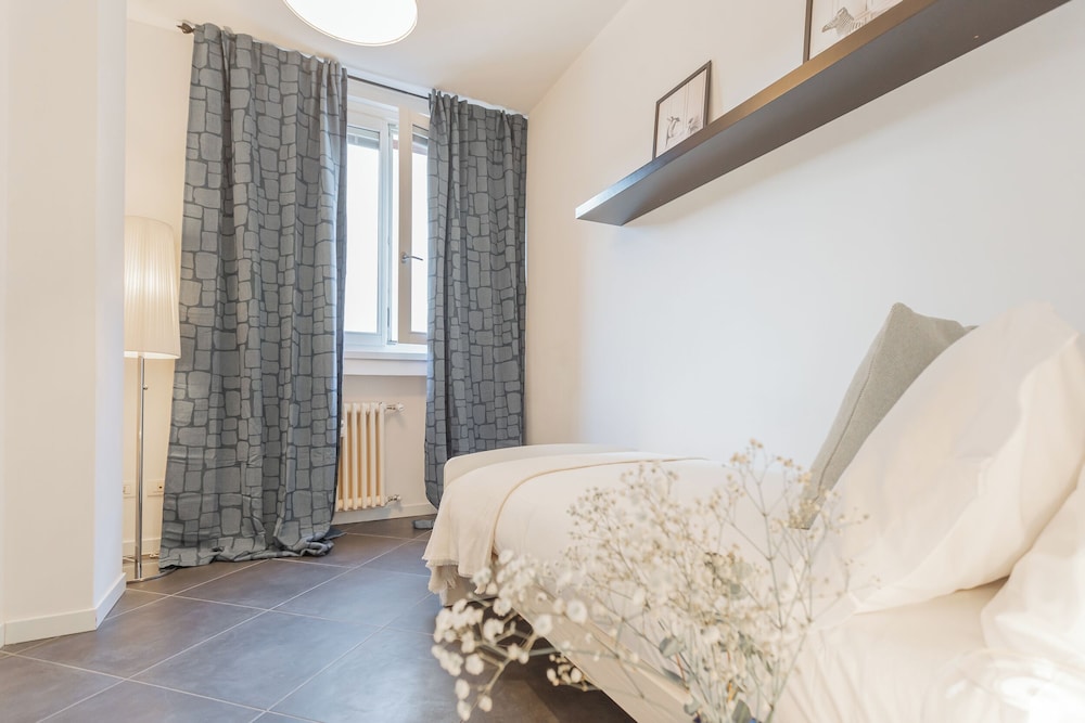 Chiara's Apartment by Rent all Como