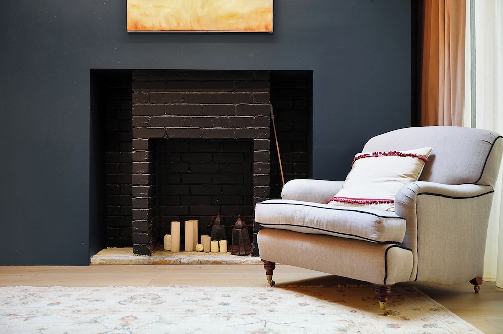 Ennismore Garden Flat