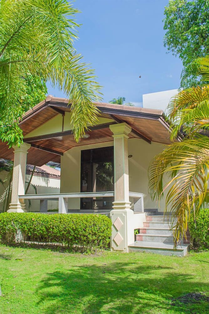 Coral Resort