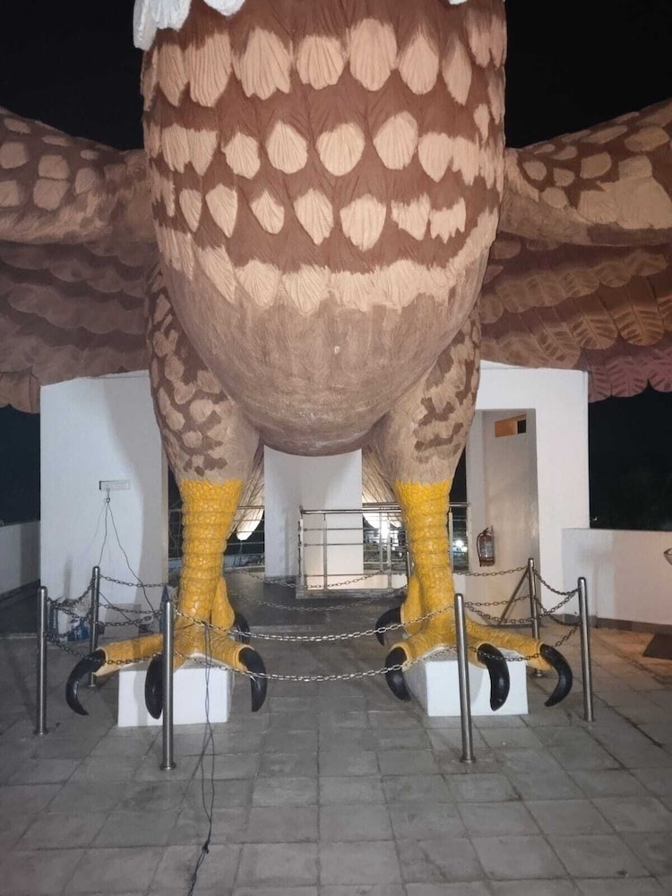 Octagon Beach Resort Pondicherry