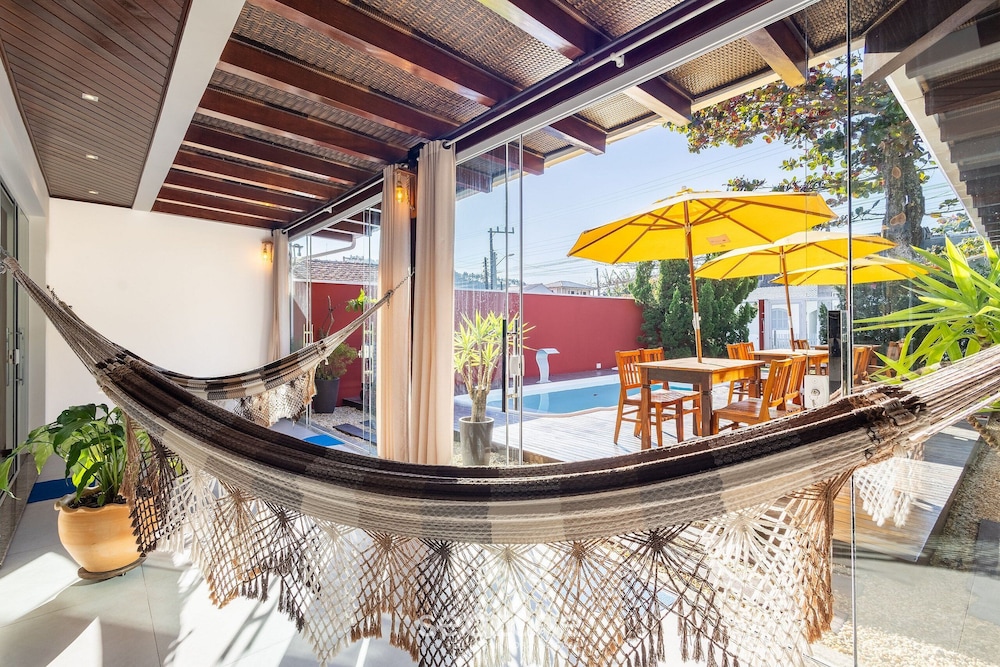 House With Pool and BBQ 190m From the sea Wpe0304