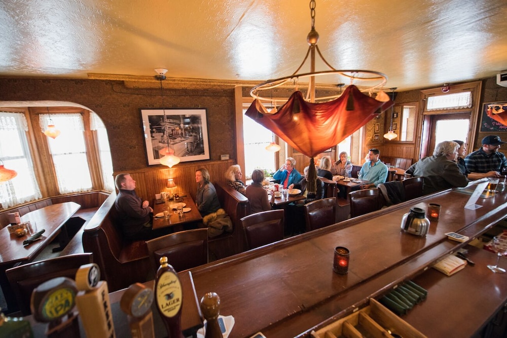 Washington House Hotel
