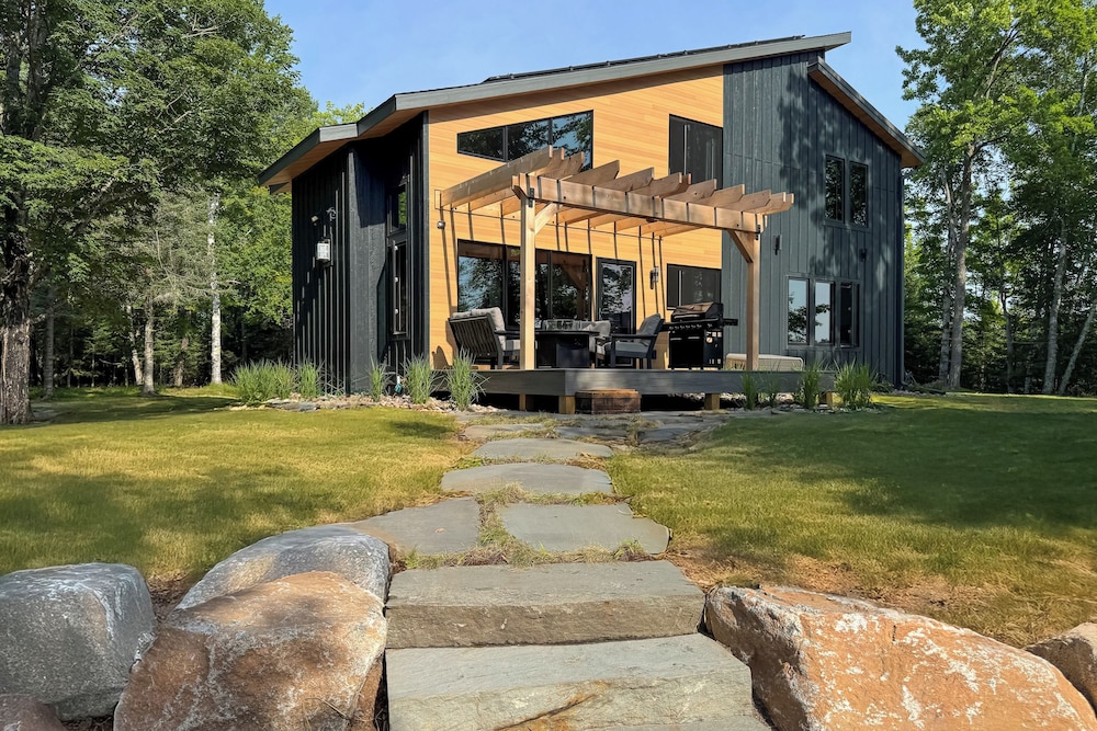 270-degree Views! Haven on Little Papoose Lake
