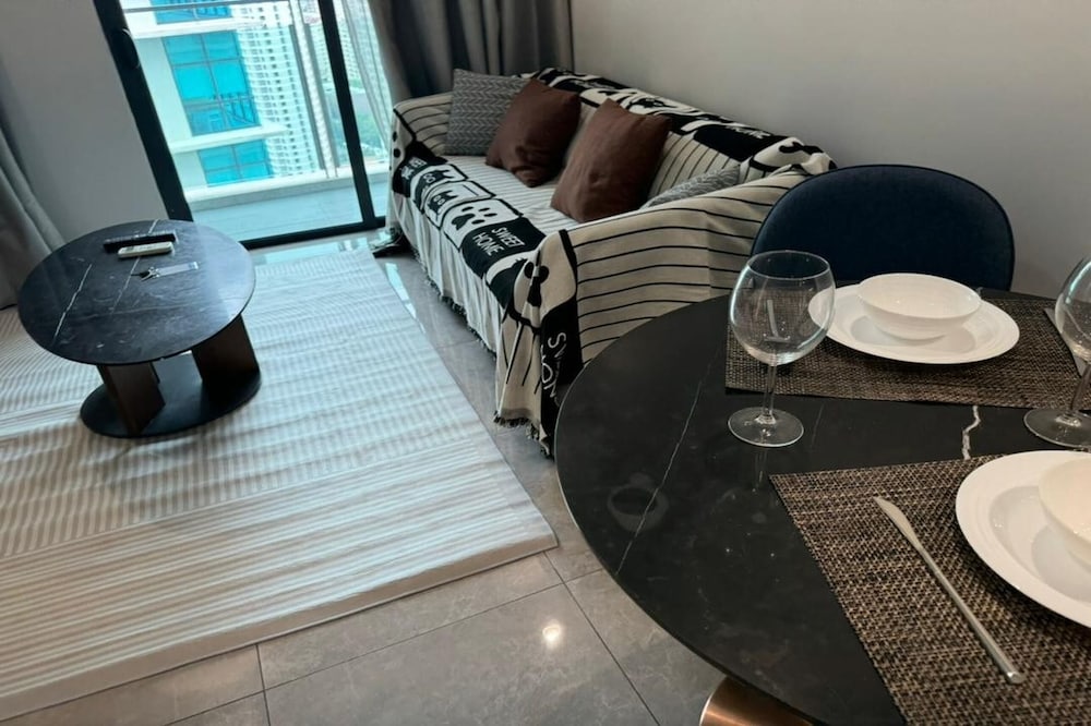 Arcoris Mont Kiara Apartments by Emily in Town