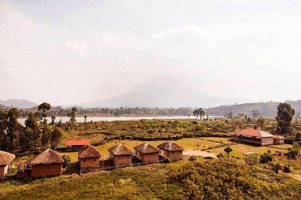 Lake Chahafi Resort