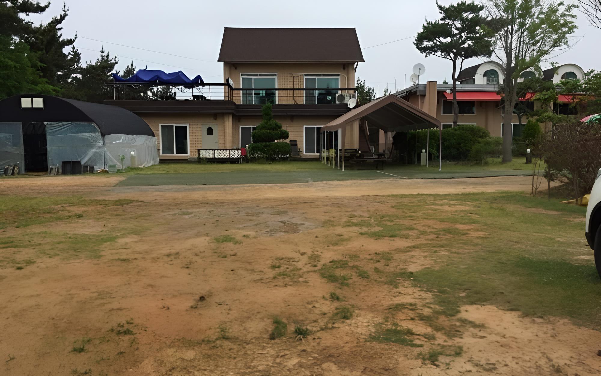 Taean Lunasol Pension view 4