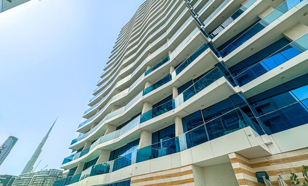 HiGuests - Waves Tower by KASCO