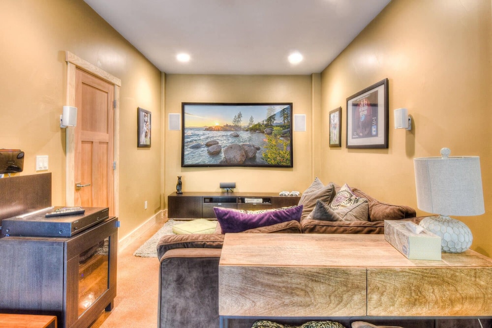 Lake Tahoe Vacations - Shining Shire - Property Image 20