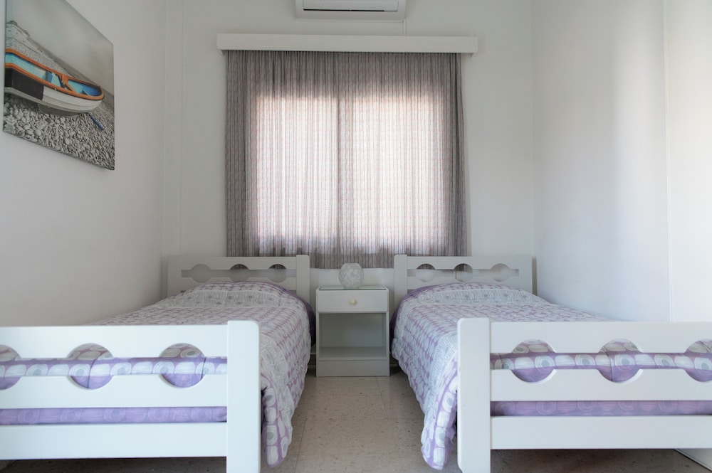 Themis Apartments