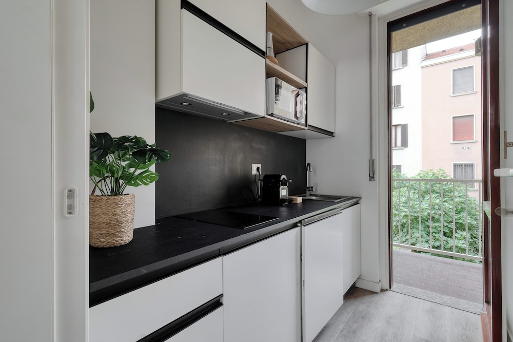 JOIVY Modern Studio for 3