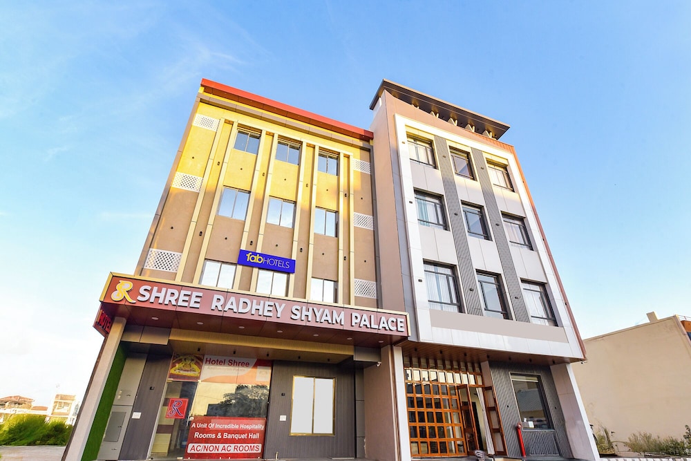 FabHotel Shree Radhey Shyam Palace