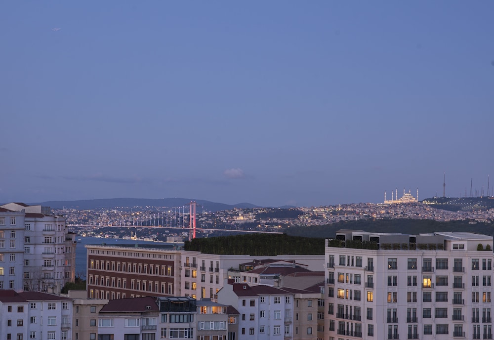 AKKA Lush Otel Taksim - Image 16