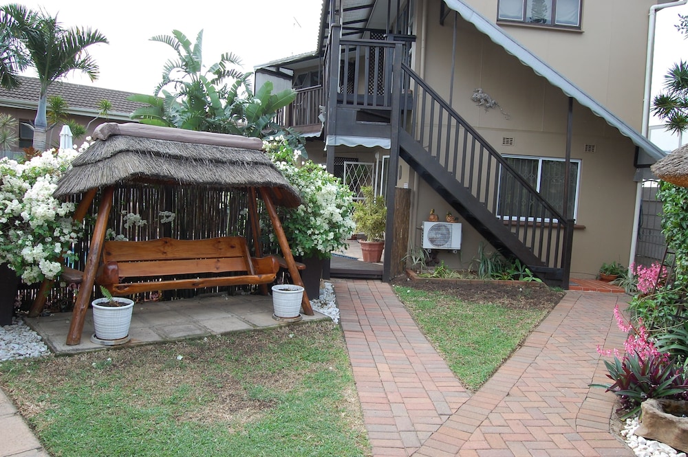 Boma Lodge