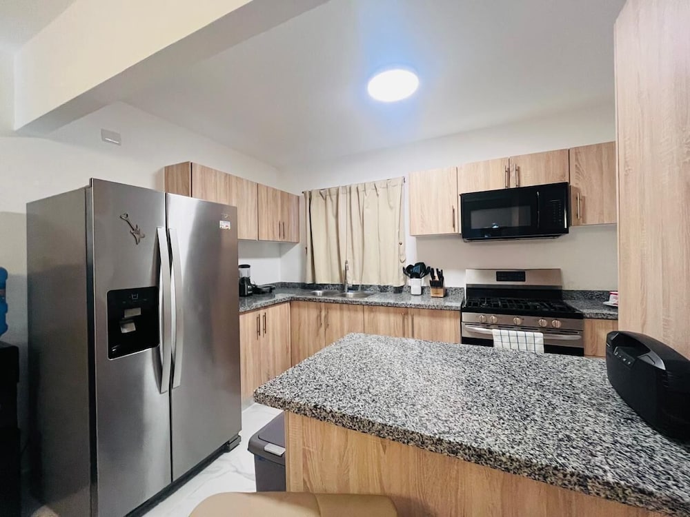 4BR 14 pax Twin Villa-Bbq & private pool