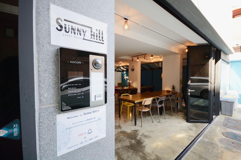 Sunny Hill Hostel Hongdae