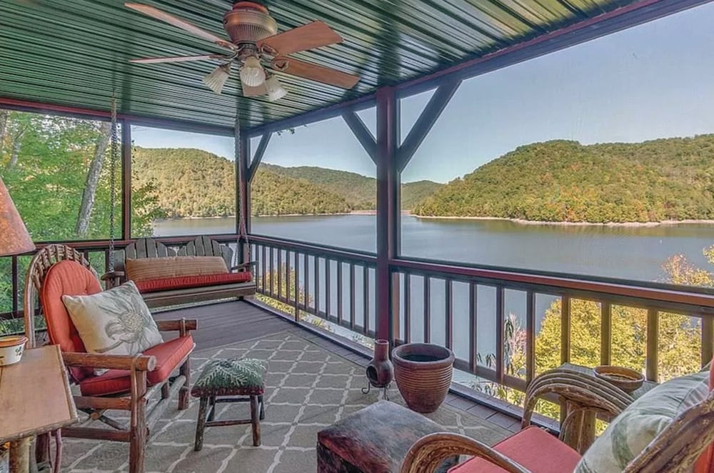 stayNantahala - Smoky Mountain Cabins