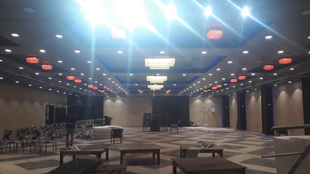 meeting & event spaces
