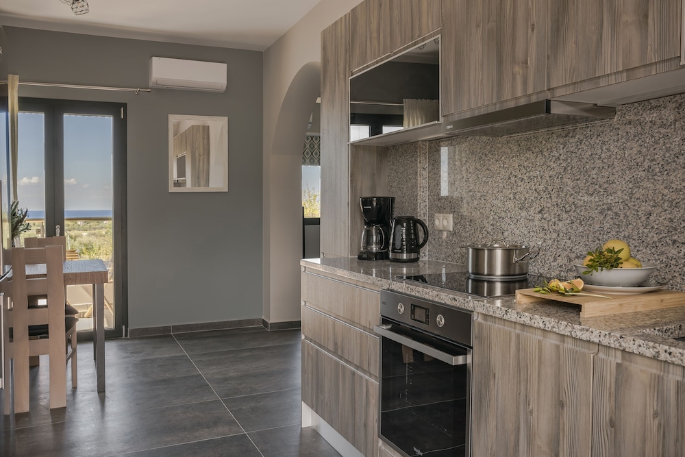 Queen Bee Residence photo 4