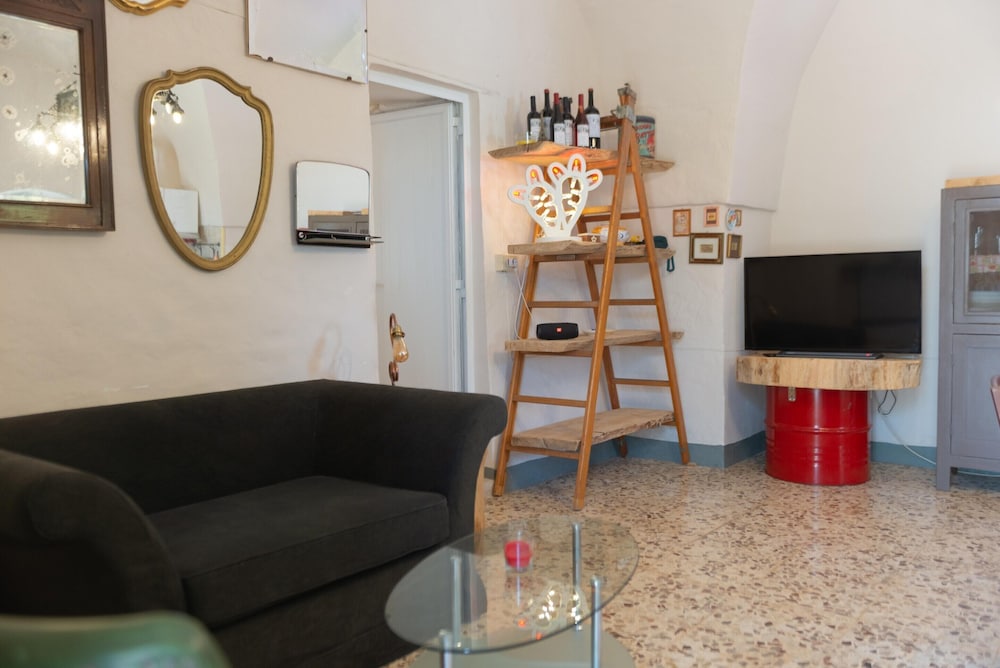 Country House in Puglia With Pool & Pizza Oven