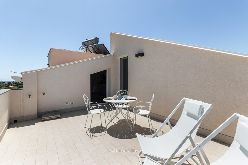 House Villas - Sea Boutique Apartment Exclusive Room photo 4