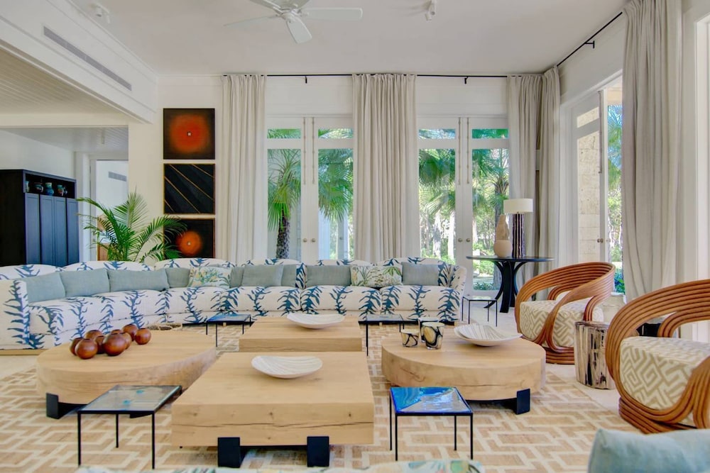 Villa Alta Gracia w Private Pool Designer Decor