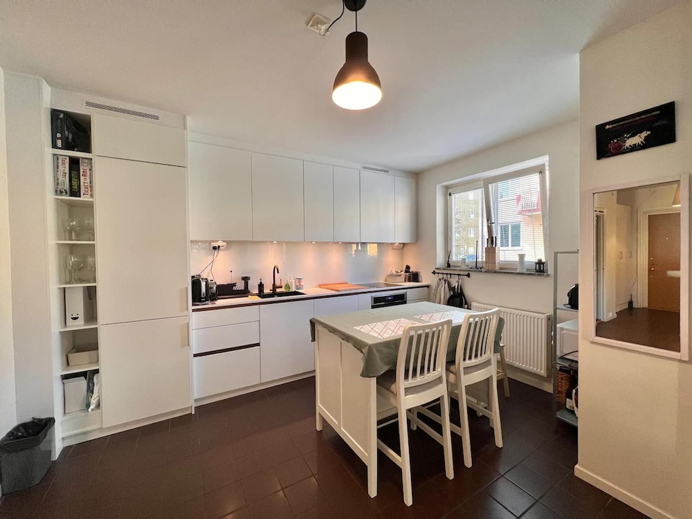 Great 1 Bedroom Flat in Solna view 3