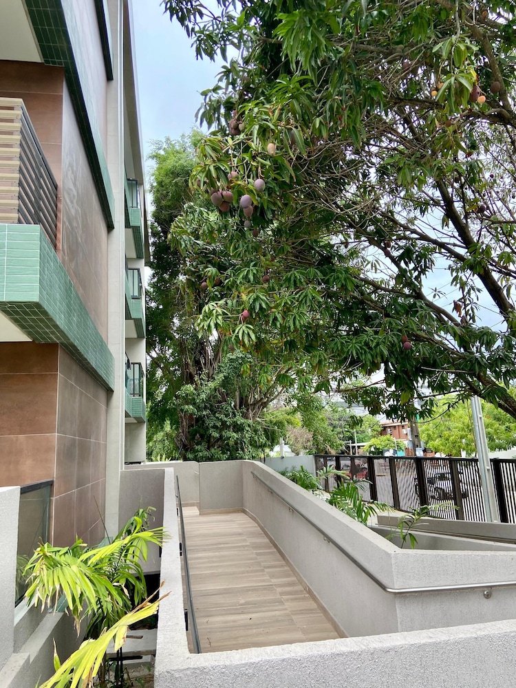 Flat a 120 metros das Piscinas Naturais