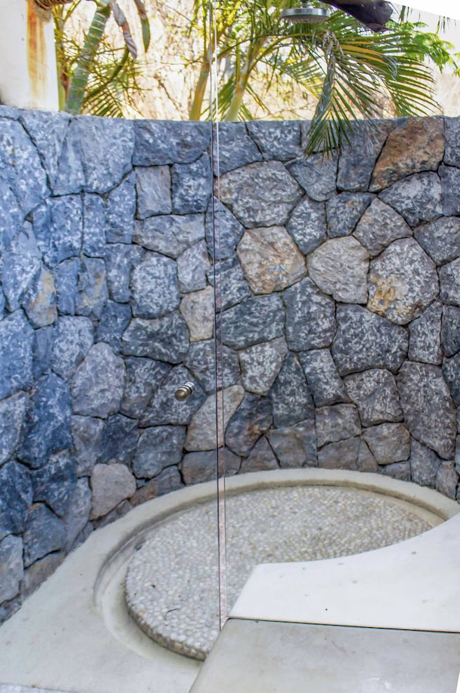 Casa Irekua Luxury beachfront retreat