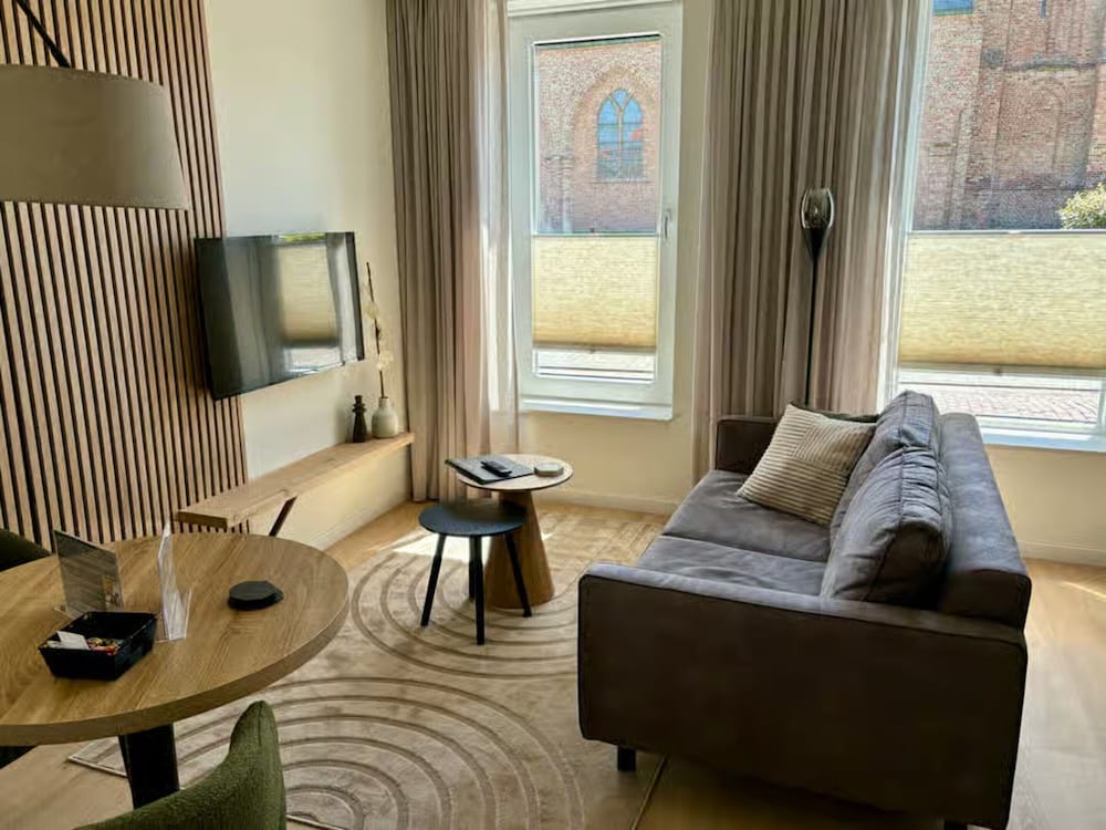 2-person Lodge With Beautiful View of the Church