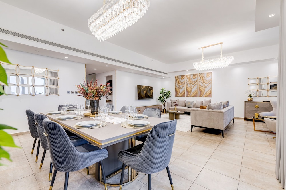GLOBALSTAY Luxury 3 BR Maid TH Sea View