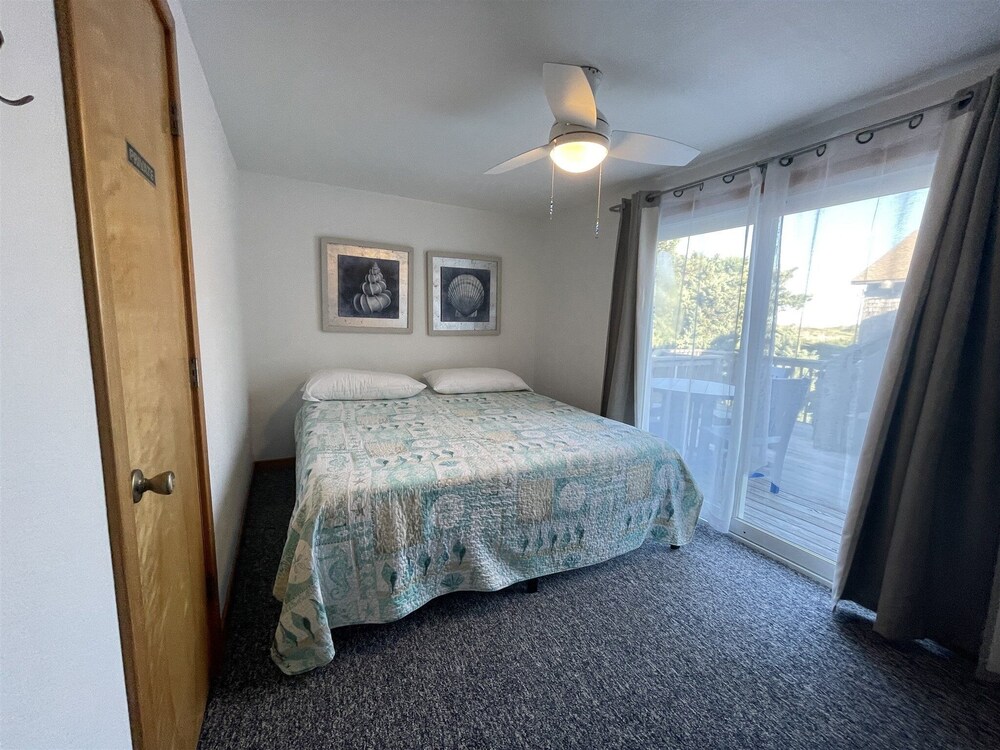 Chasing Sunsets 4 Bedroom Cottage