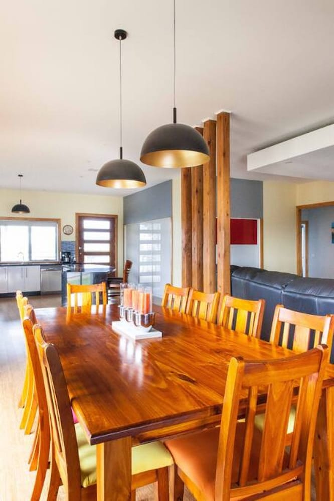 Colours By The Sea Wheelchair Pet-friendly Waterfront Retreat Fireplace Wood Supplied