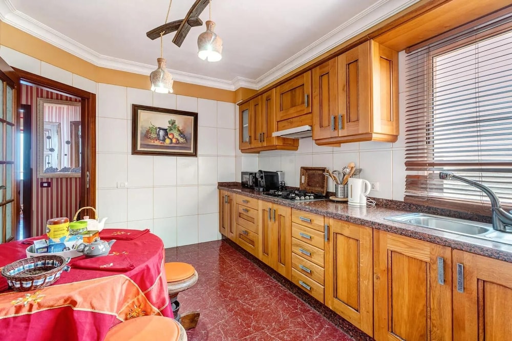 3 Bed-room & Wifi-radazul -sea View and Balcony
