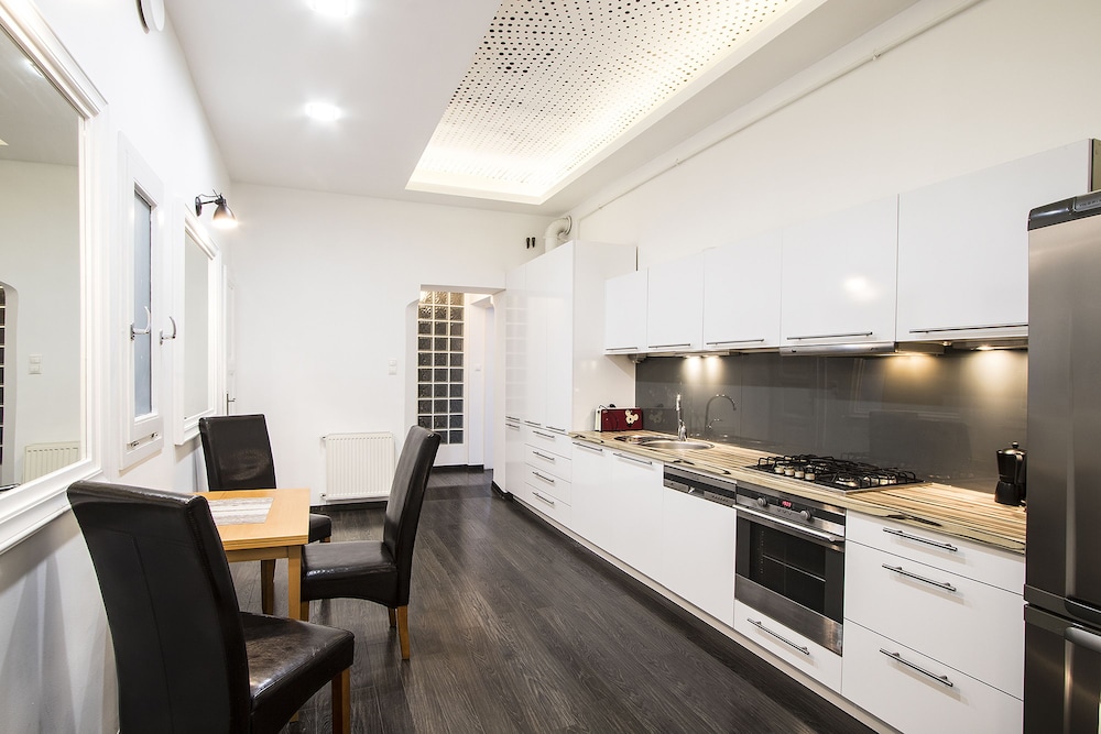 Large Central Apartment Fehérhajó