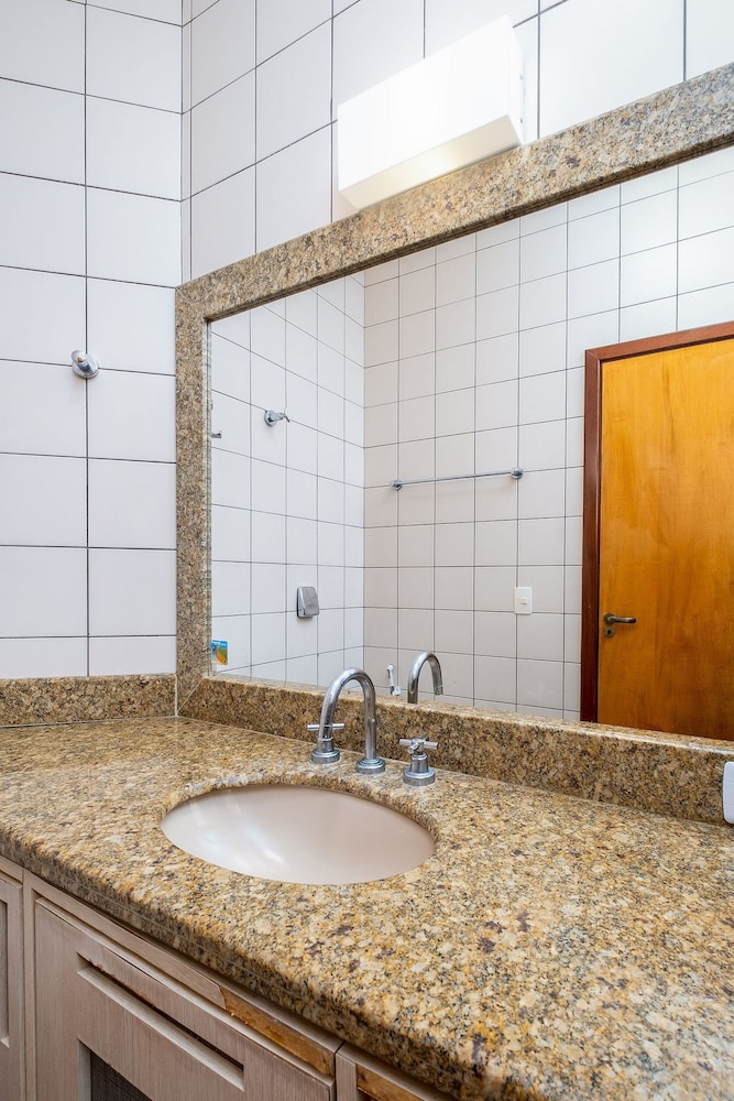 Beira-sea Condominium in Ingleses Norte - POR