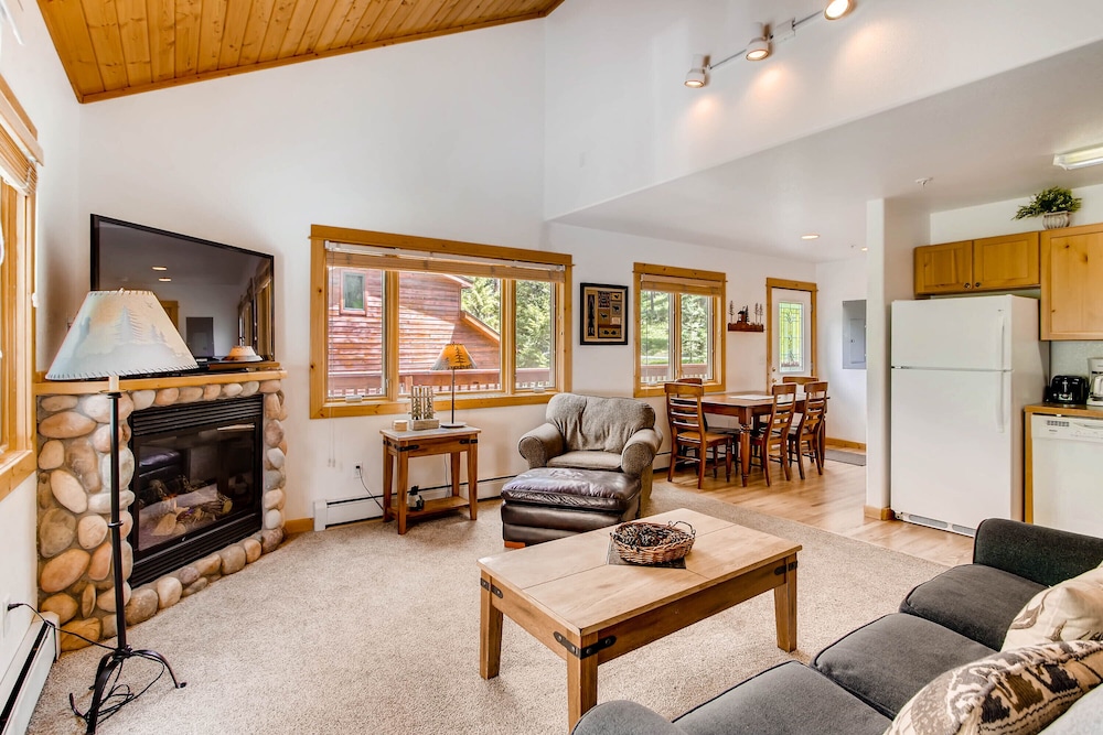 Estes Park Condos - Property Image 219
