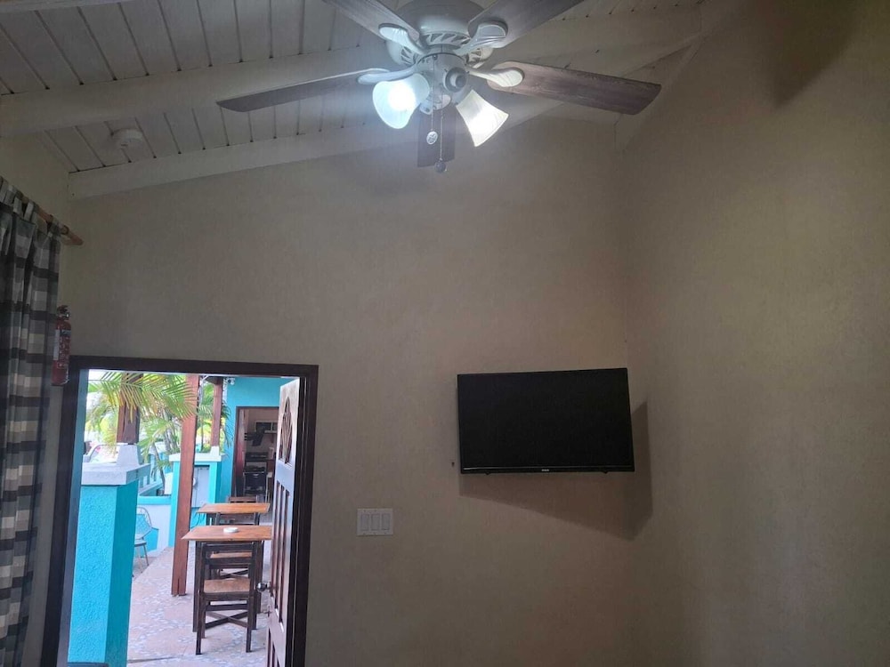 BL Villas Dover Beach